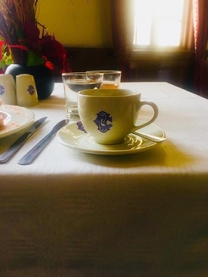 ホテル Bulawayo Club エクステリア 写真